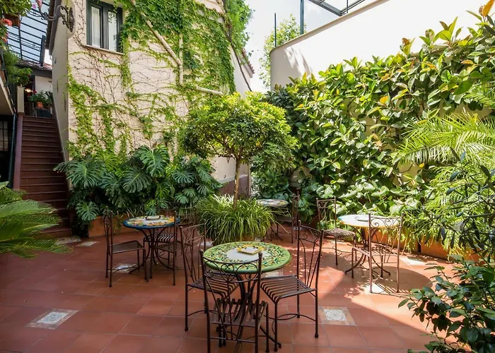 Villa Elisa Holiday Home